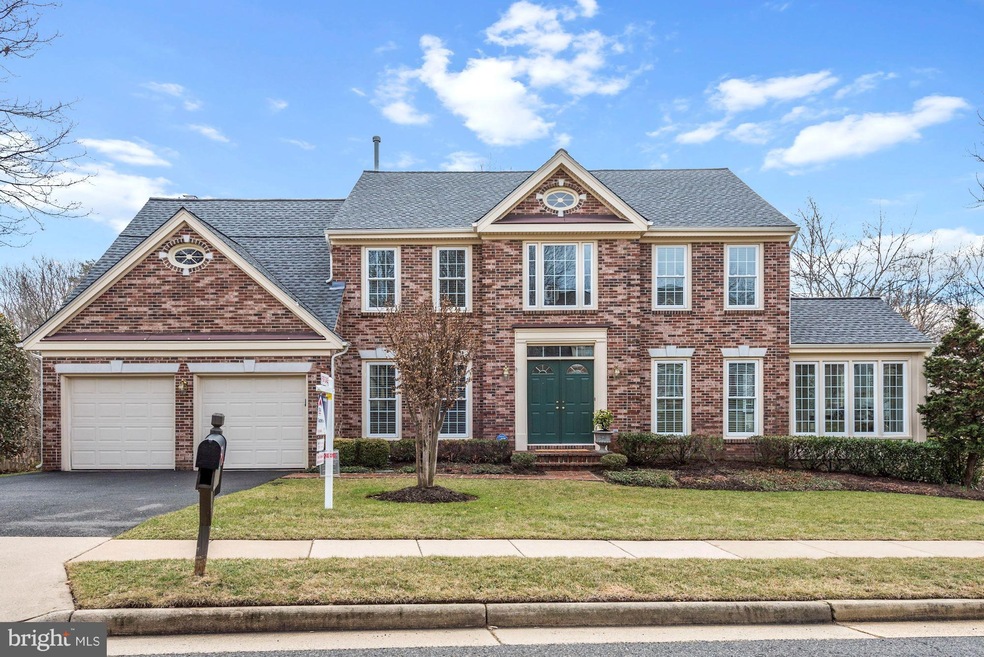 15427 Snowhill Ln, Centreville, VA 20120 - photo 1