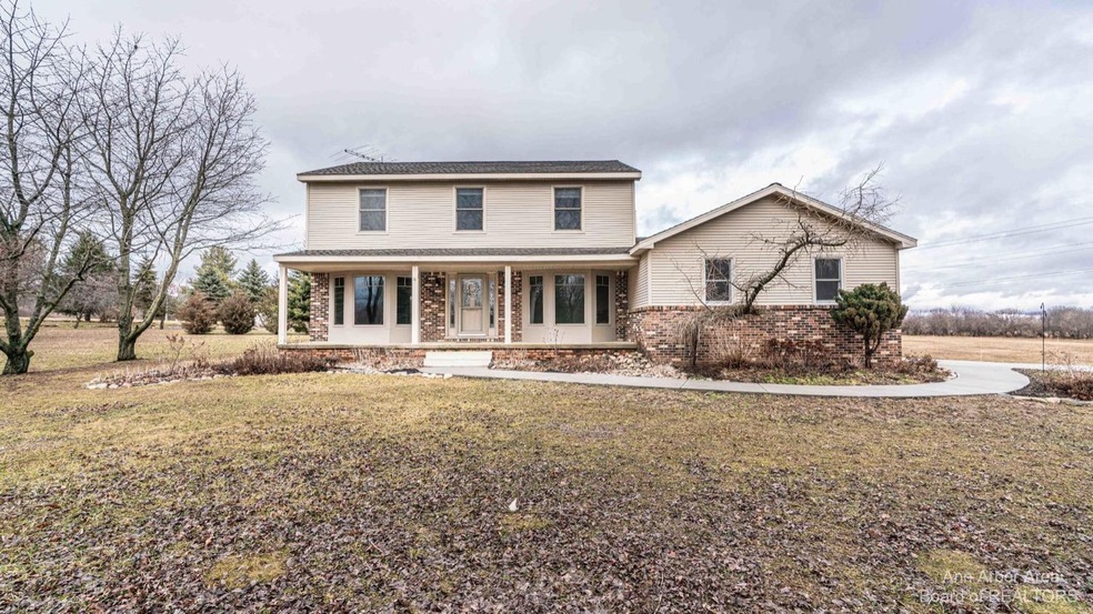 11043 Connell Dr, Dexter, MI 48130 - photo 1