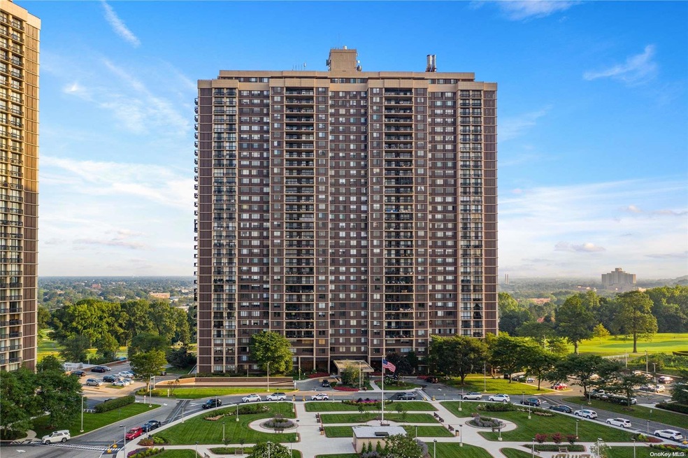 North Shore Towers unit 29T, Floral Park, NY 11005 - photo 1