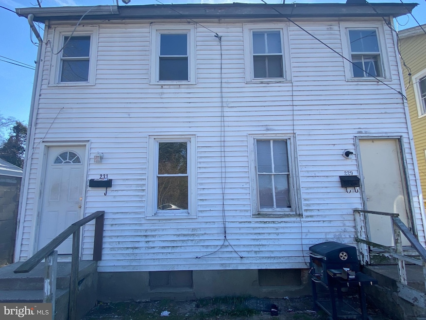 229 Gibbon St, Salem, NJ 08079 - photo 1