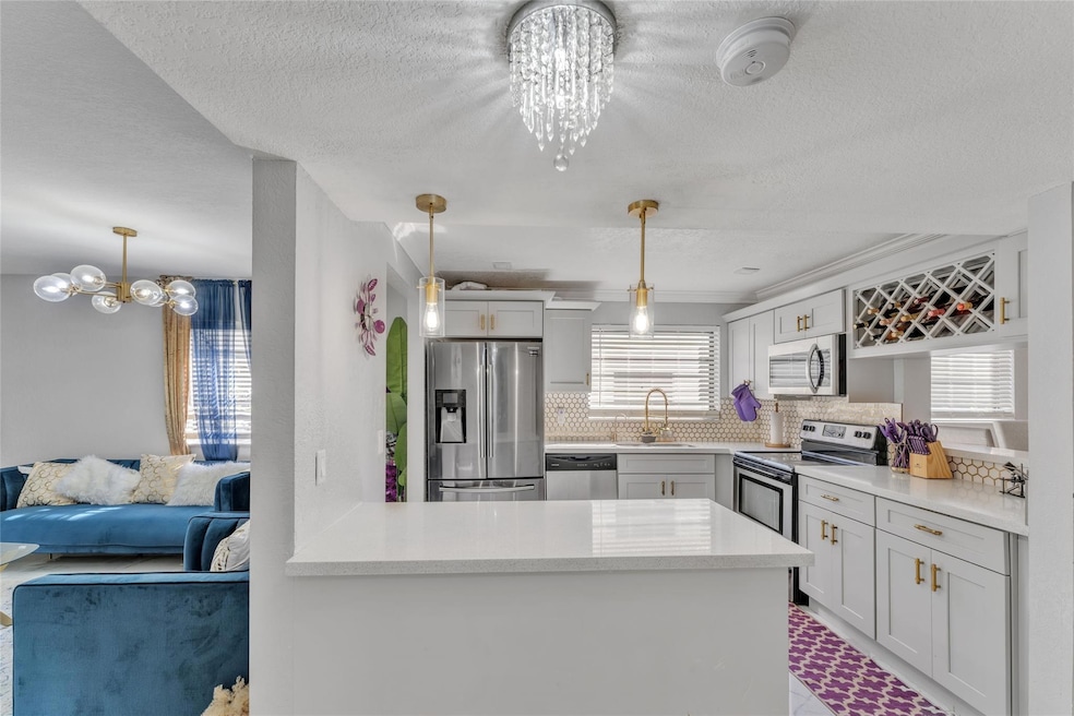 For Sale $275,000 • Co-Listing Agent