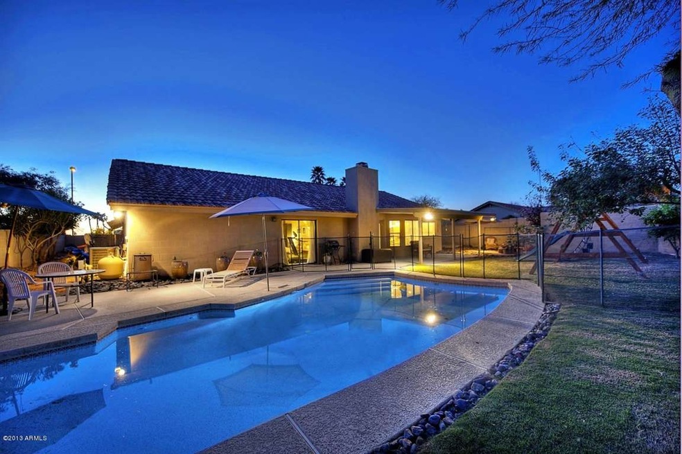 003_Exterior Back Pool View