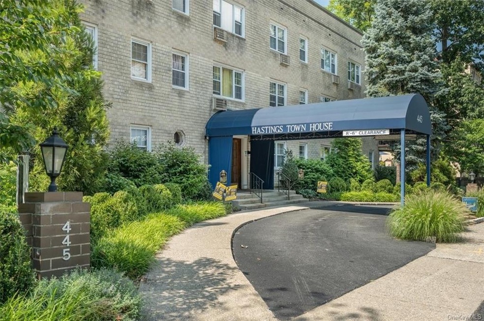 445 Broadway, Hasting Townhouse