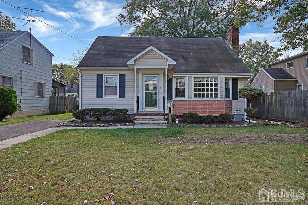 318 Lorraine Ave, Middlesex, NJ 08846 - photo 1