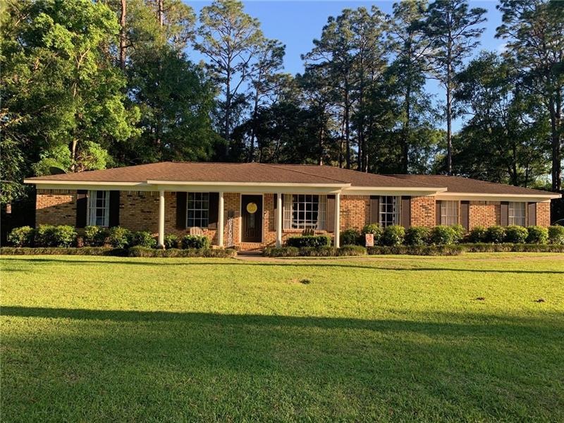 9301 Hamilton Creek Dr, Mobile, AL 36695 - photo 1