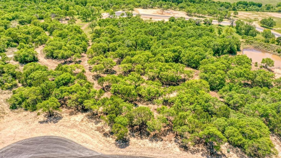 2004 Oak Cliff Ct, Weatherford, TX 76088 - photo 1