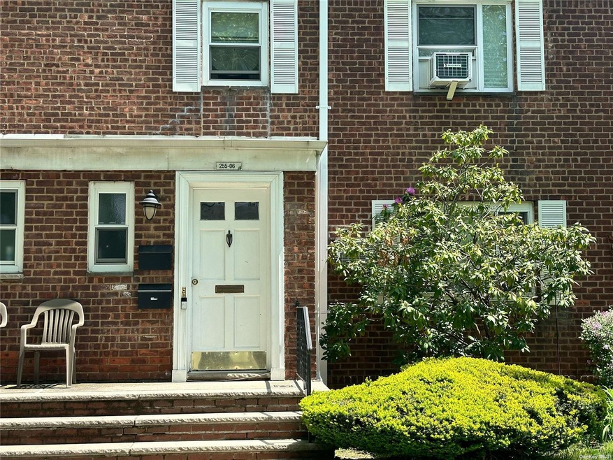 255-06 73rd Ave unit 1G, Glen Oaks, NY 11004 - photo 1