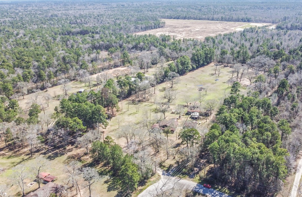 14950 Walker Rd, Conroe, TX 77302 - photo 1