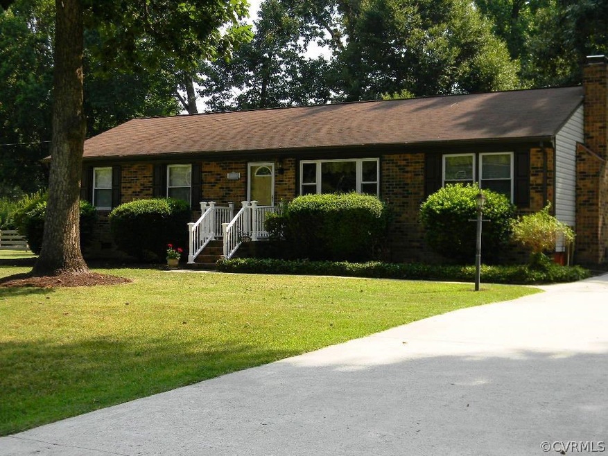 2505 Liverman Dr, Hopewell, VA 23860 - photo 1