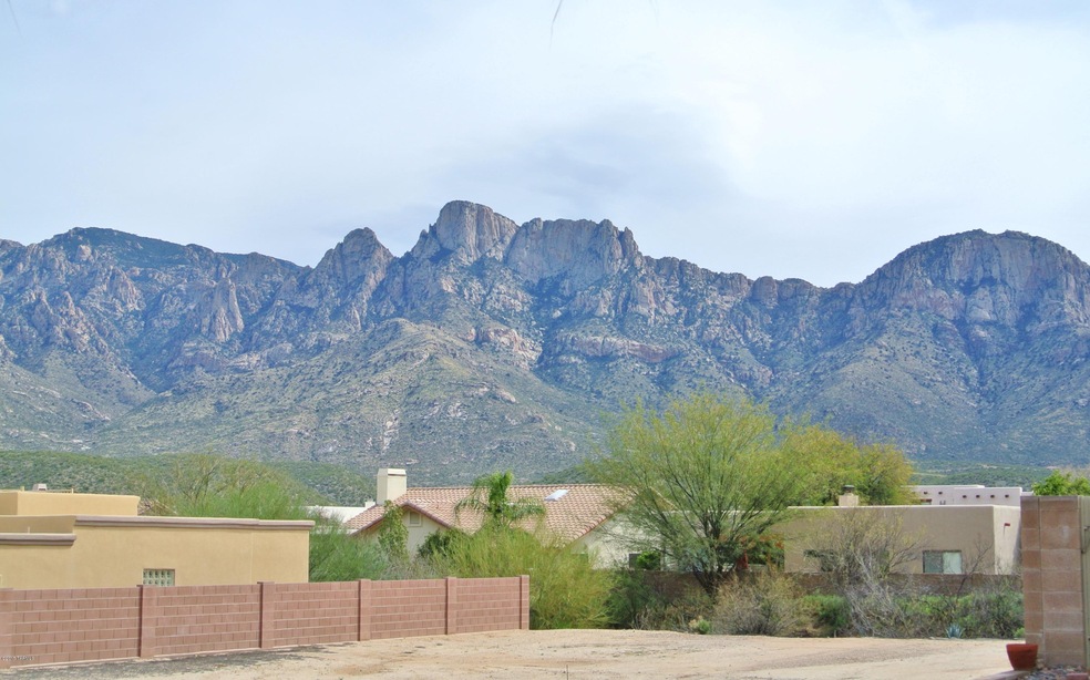 Lot w/ Mnt View