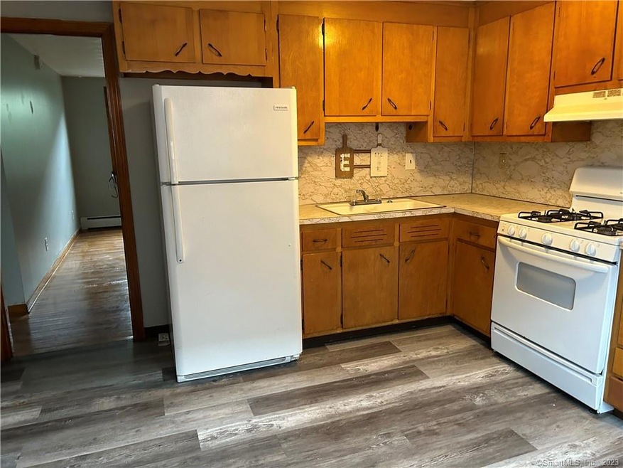 86 Upton St unit 1N, New Britain, CT 06051 - photo 1