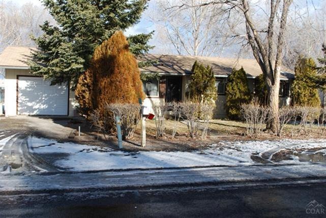 2851 SW Timber Ave, Redmond, OR 97756 - photo 1