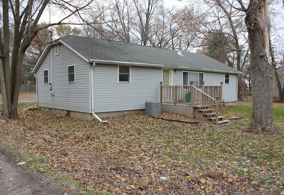 4008 Cardinal Ln, Valparaiso, IN 46383 - photo 1