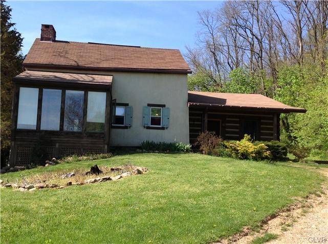 642 S Summit Rd, Bath, PA 18014 - photo 1