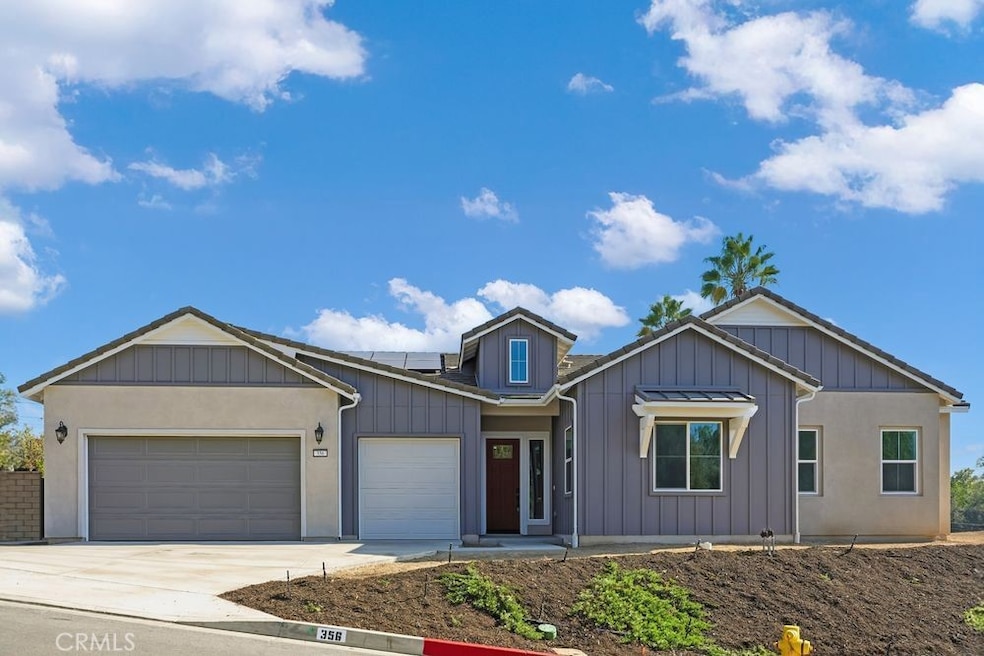 356 N Meyer Lane ~ Ready Now!