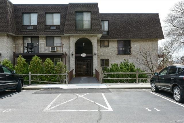 111 Kemeys Ave unit 1-11, Briarcliff Manor, NY 10510 - photo 1