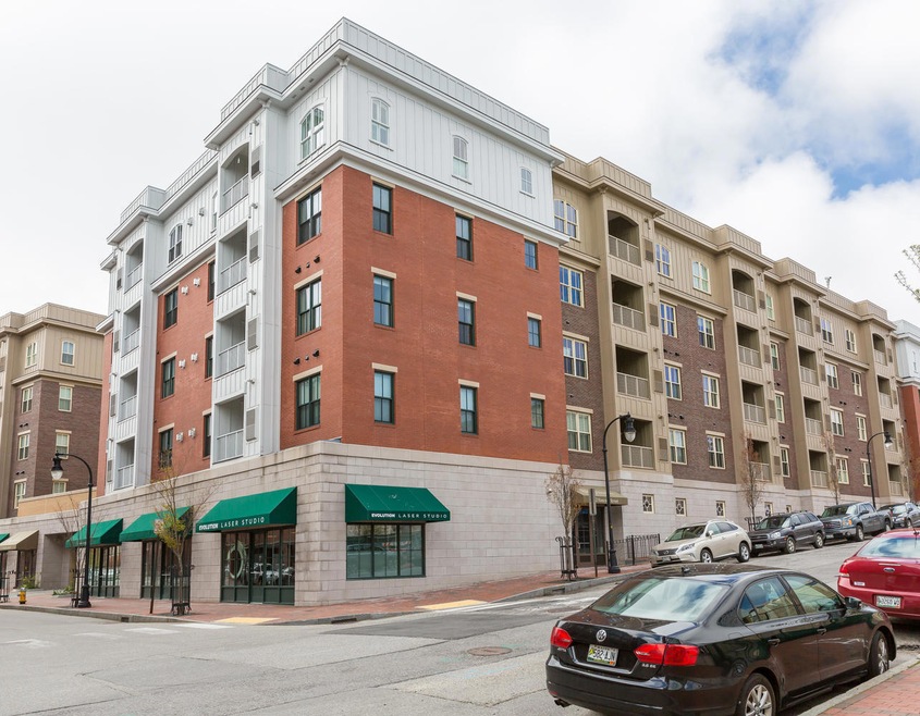 22 Hancock St Unit 204-large-001-5-Front