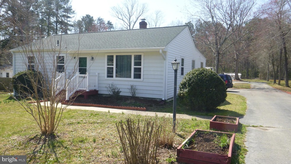 21911 Point Lookout Rd, Leonardtown, MD 20650 - photo 1