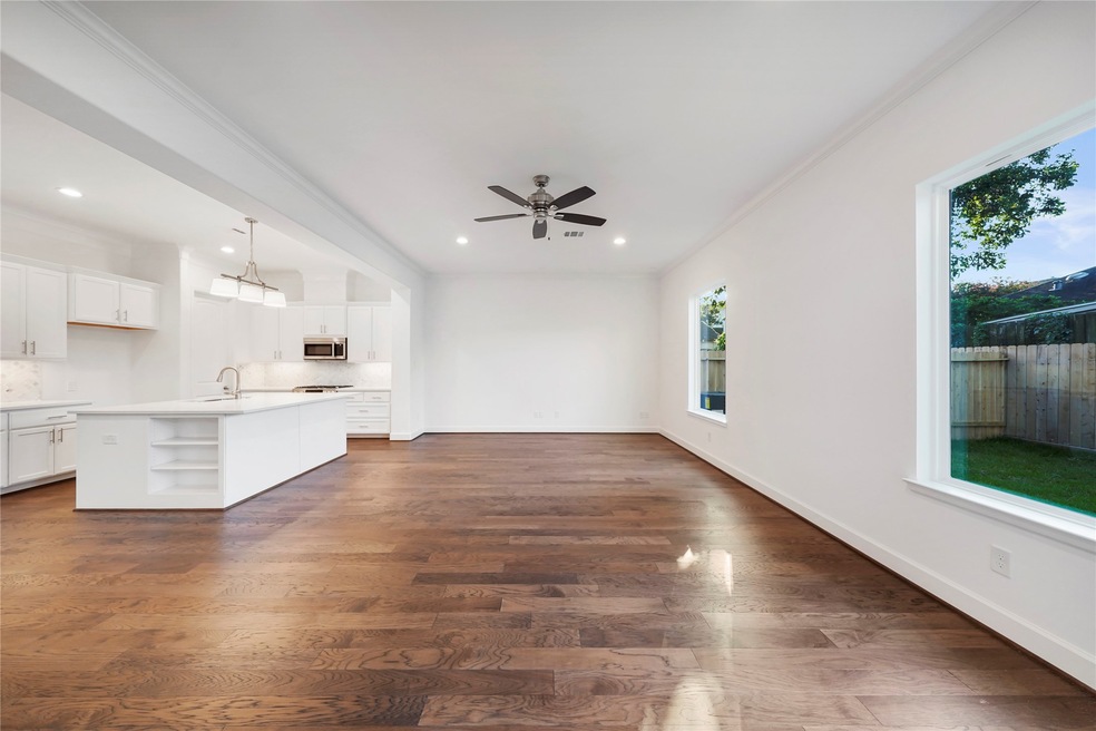 3517 Balzy Rd, Houston, TX 77018 - photo 1