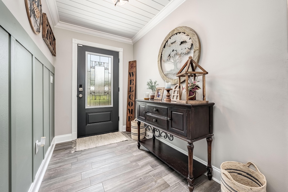 Foyer/ Entry