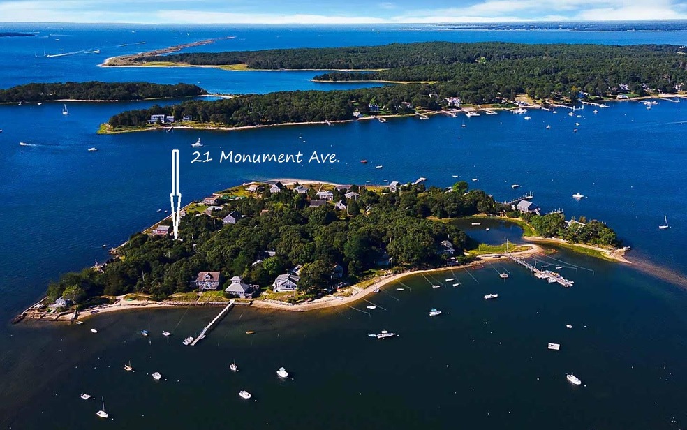 21 Monument Ave, Wareham, MA 02571 - photo 1