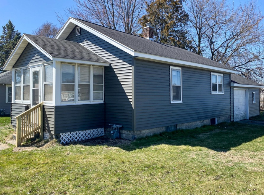 1106 N 13th St, Niles, MI 49120 - photo 1