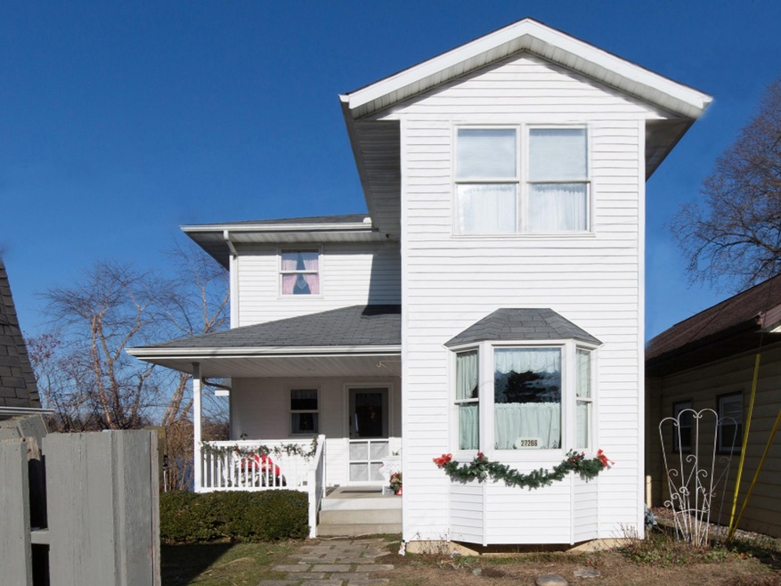 3 Exterior 3.jpg wires cloned out