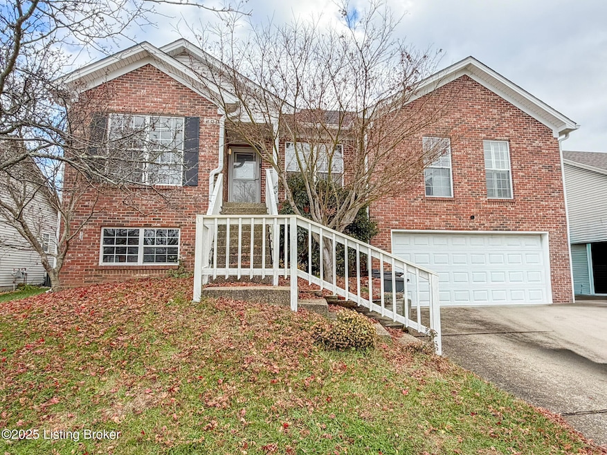200 Woodfield Cir, Shelbyville, KY 40065 - photo 1