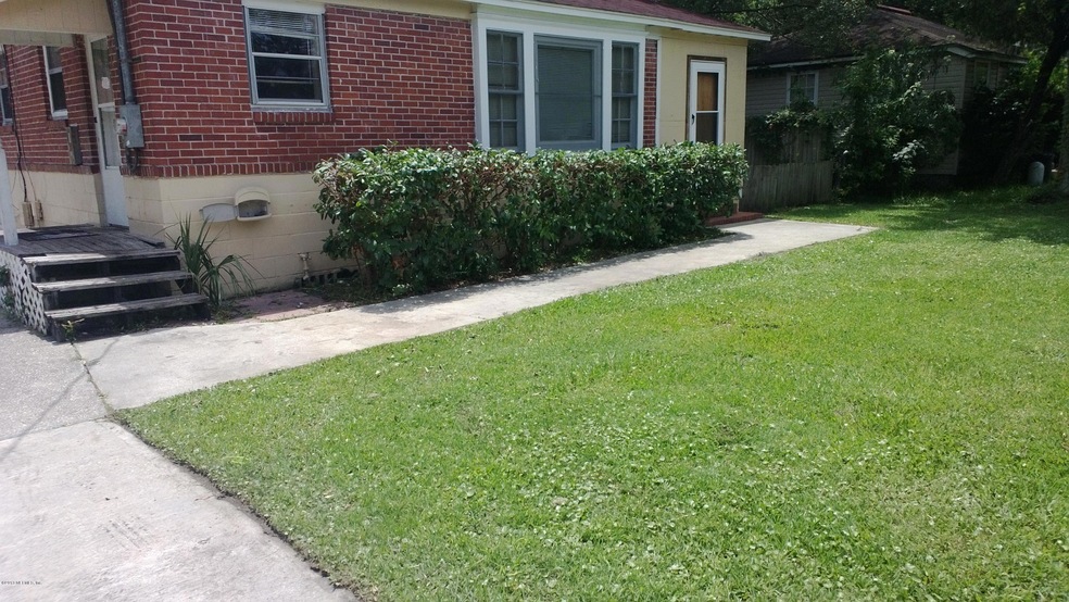 1243 Stimson St, Jacksonville, FL 32205 - photo 1