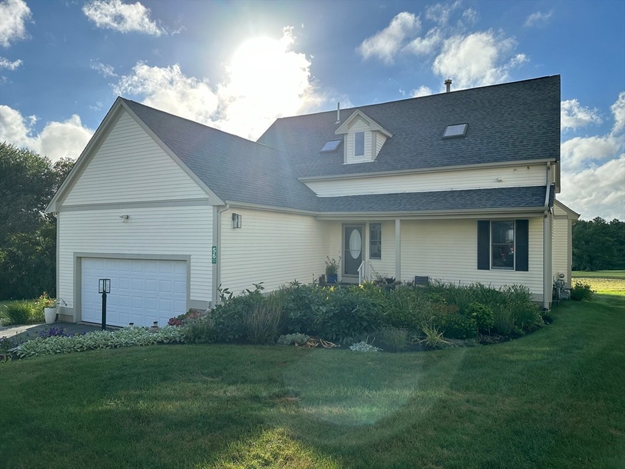 56 Hyacinth Dr, North Dartmouth, MA 02747 - photo 1