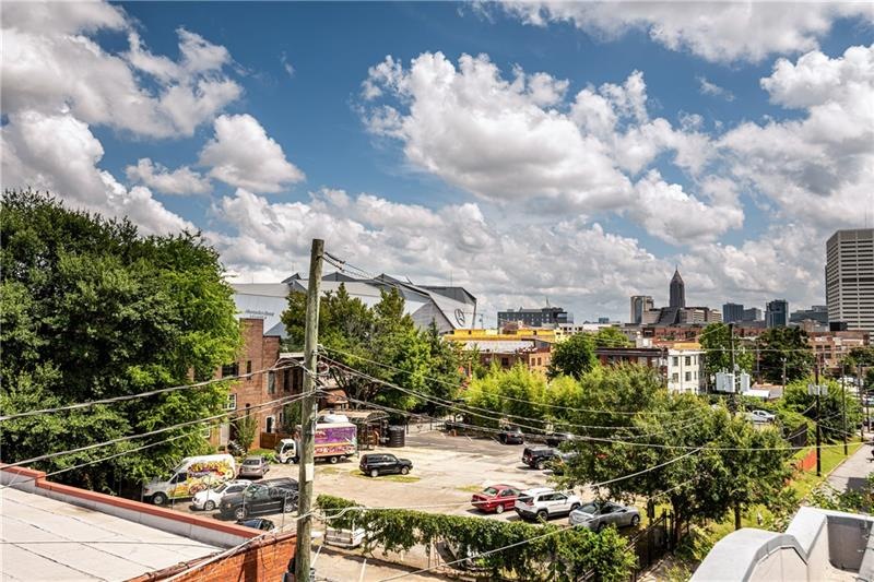 Can you say rooftop with a view?