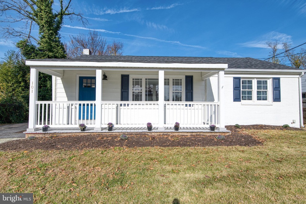 101 Stevenson Ave, Beverly, NJ 08010 - photo 1