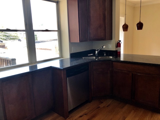 2709 W Glenlake Ave unit 1W, Chicago, IL 60659 - photo 1