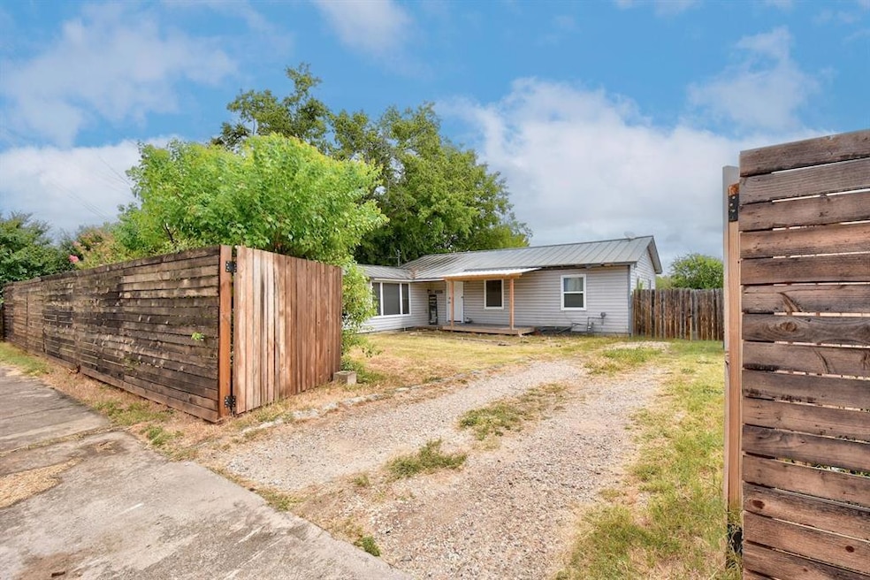 206 W Elliott St, Austin, TX 78753 - photo 1