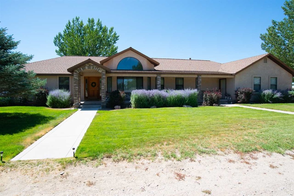 1250 Strasdin Ln, Fallon, NV 89406 - photo 1