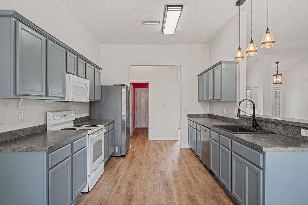 For Rent $2,400/month