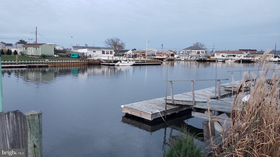 137 E Raritan Dr, Little Egg Harbor Township, NJ 08087 - photo 1