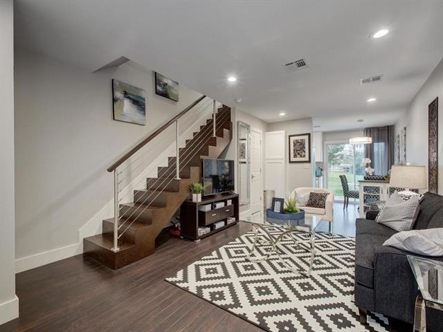 202 S College St unit 12, Georgetown, TX 78626 - photo 1