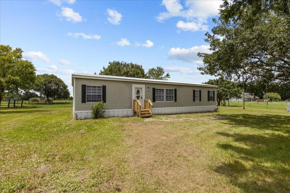 182 Kyle St, Lake City, FL 32025 - photo 1