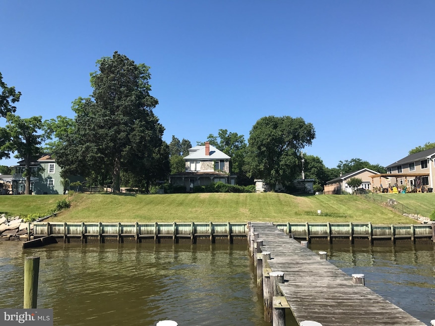 17446 Rock Point Rd, Newburg, MD 20664 - photo 1