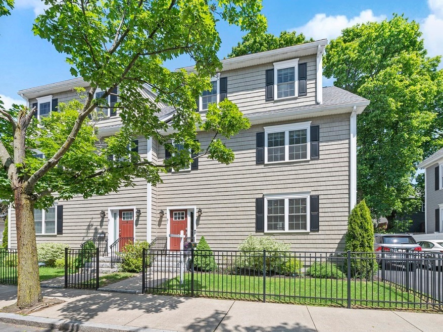 31 Wellington St unit 1, Waltham, MA 02451 - photo 1