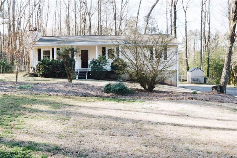 1667 Squire Dr SW, Marietta, GA 30008 - photo 1