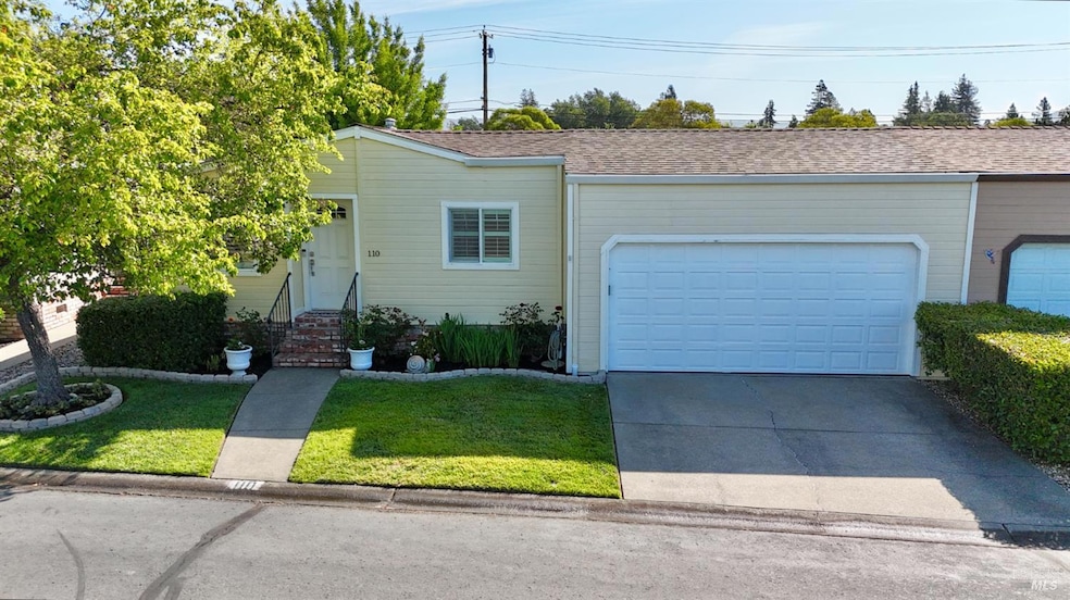 Under Contract $400,000