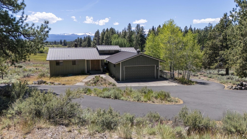 1-web-or-mls-69889 Meadow View Rd, Siste
