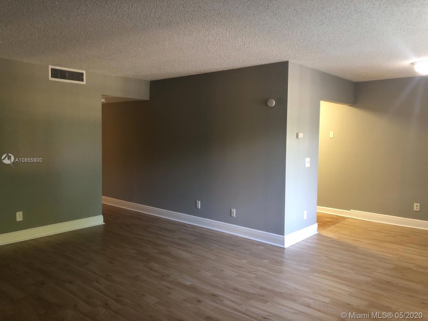 314 Meadows Cir unit 314, Boynton Beach, FL 33436 - photo 1