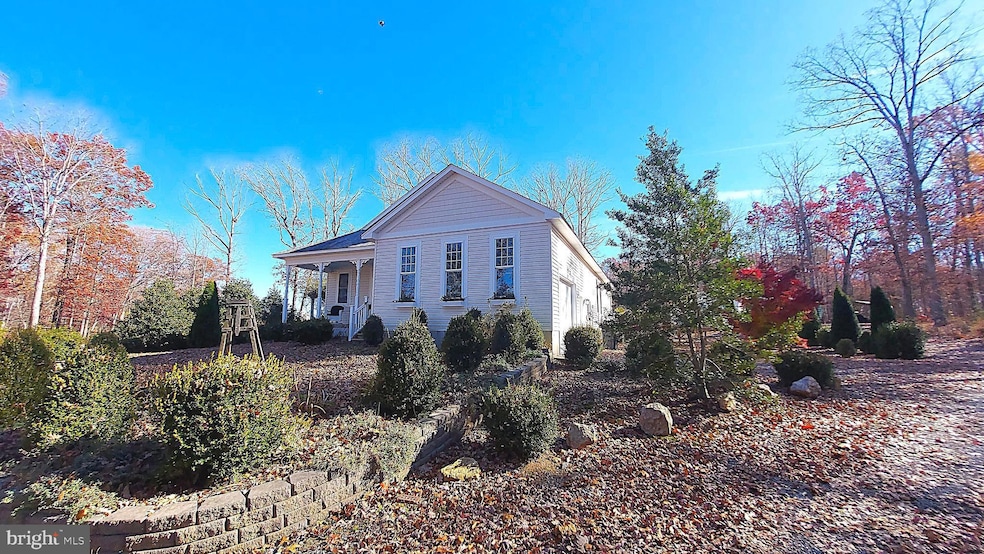 29288 Old Office Rd, Rhoadesville, VA 22542 - photo 1