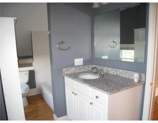 74 Woodbine St unit 3, Providence, RI 02906 - photo 1