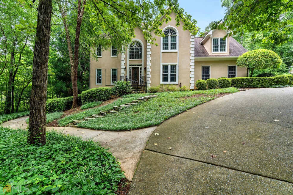 10440 Shallowford Rd, Roswell, GA 30075 - photo 1