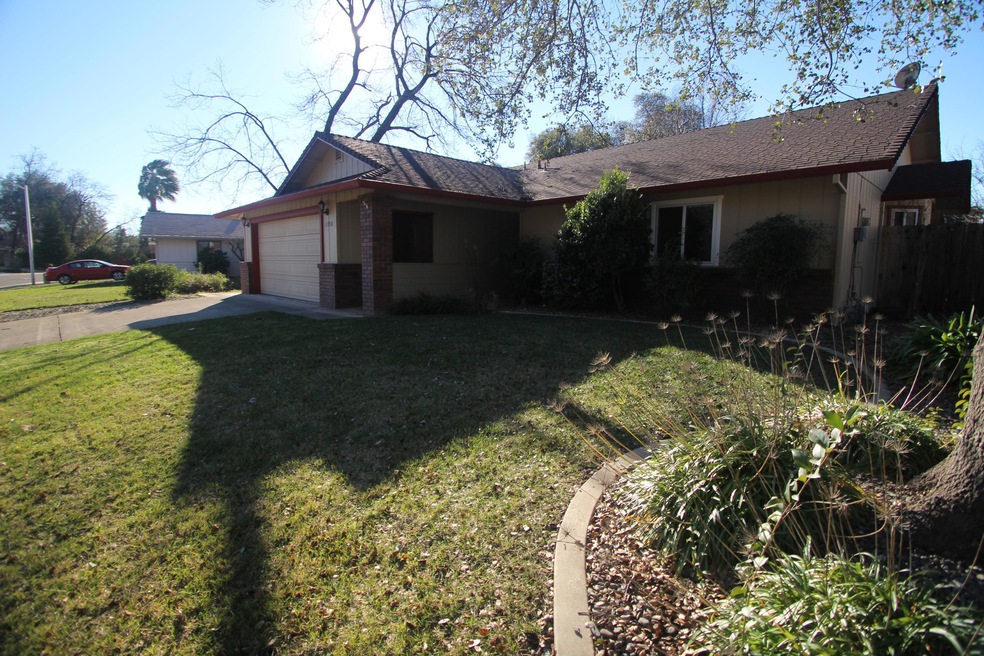 3358 Timbercreek Dr, Redding, CA 96002 - photo 1