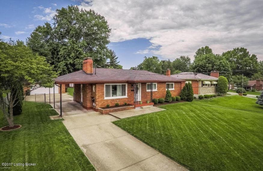 7813 Donegal Dr, Louisville, KY 40219 - photo 1